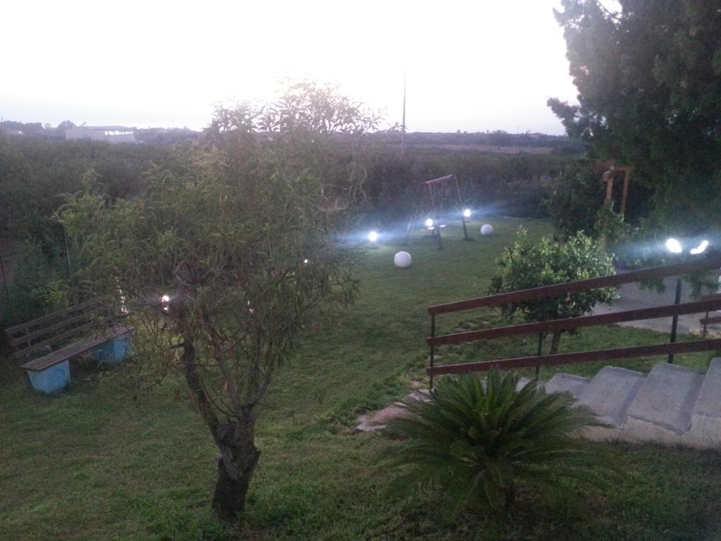 Casa Vacanze Daisy トラッペート エクステリア 写真